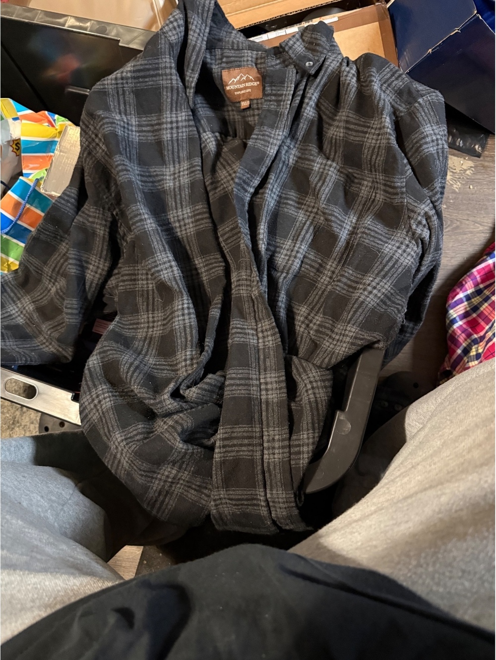 Mountain Ridge Men's Gray and Black Plaid Flannel Shirt Jacket 2XLT